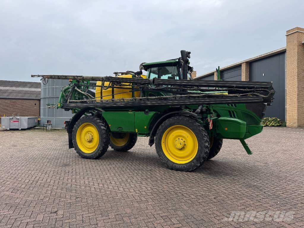 John Deere R4050i Önjáró trágyaszórók