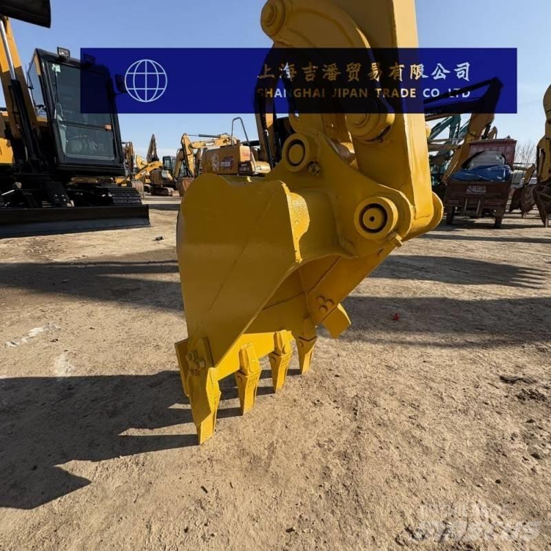 Komatsu PC 35 MR Mini kotrók < 7t