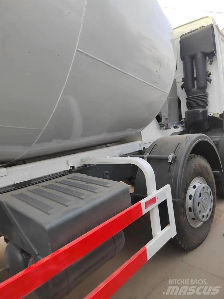 Howo 371 6x4 Betonkeverők/Betonpumpák