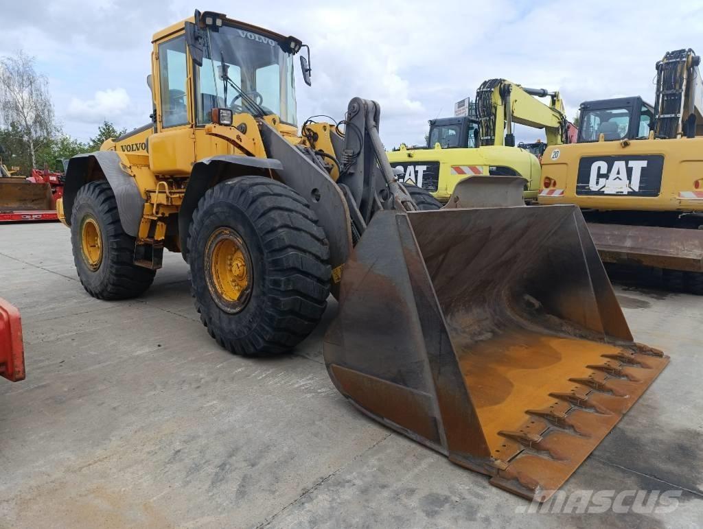 Volvo L 110 E Gumikerekes homlokrakodók