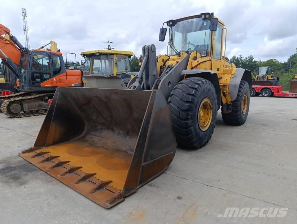 Volvo L 110 E Gumikerekes homlokrakodók