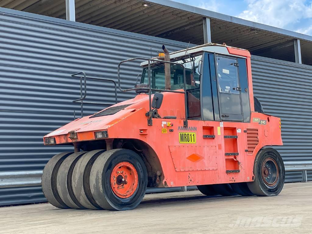Ammann AP 240 Pneumatikus kerekes hengerek