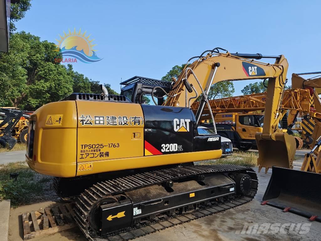 CAT 320D2L Lánctalpas kotrók