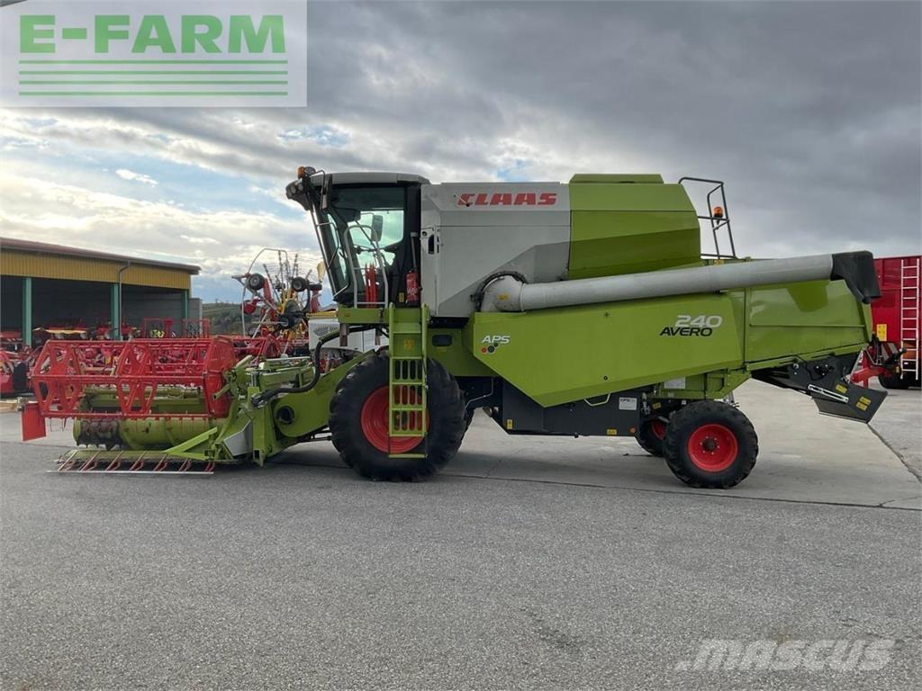 CLAAS AVERO 240 Kombájnok