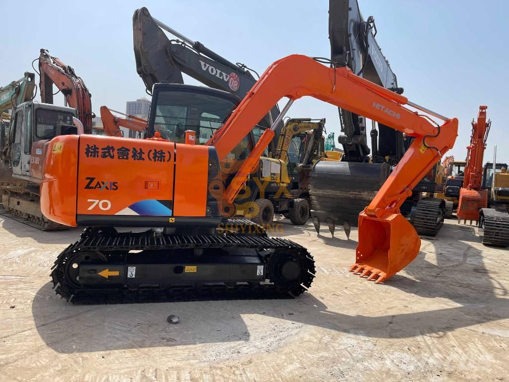 Hitachi ZX 70 Közepes (midi) kotrók 7 t - 12 t