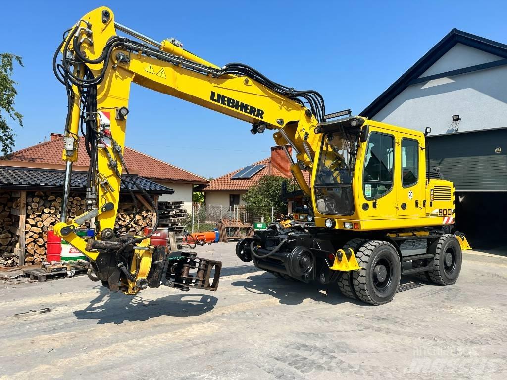 Liebherr A 900 ZW Gumikerekes kotrók