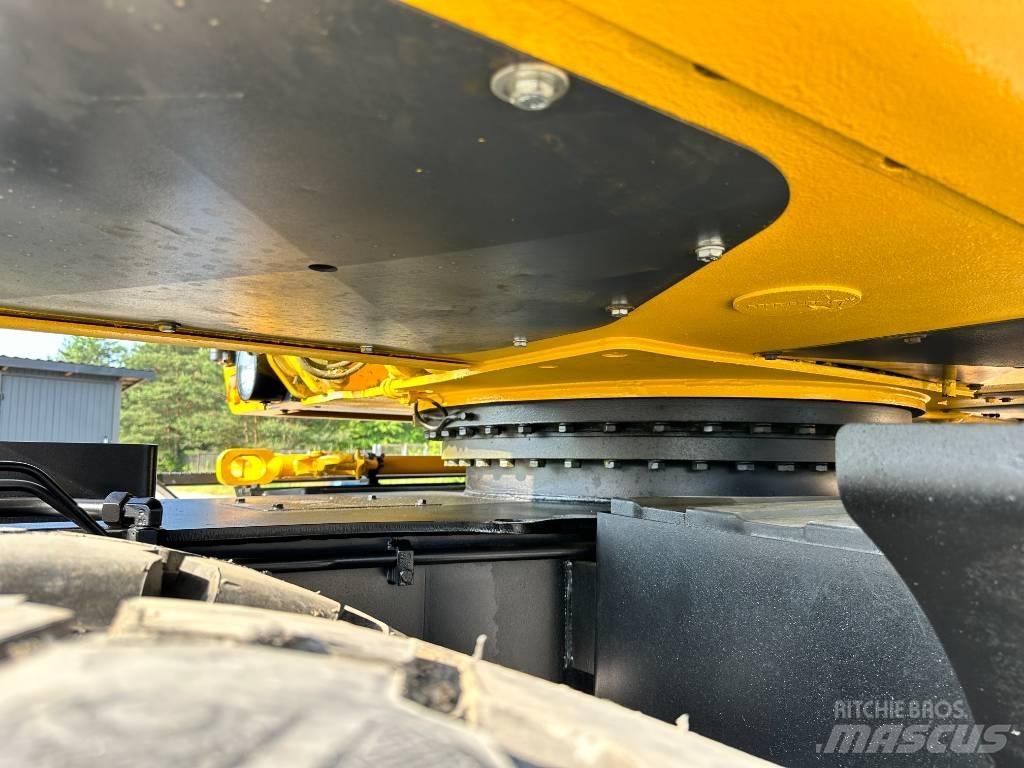 Liebherr A 900 ZW Gumikerekes kotrók