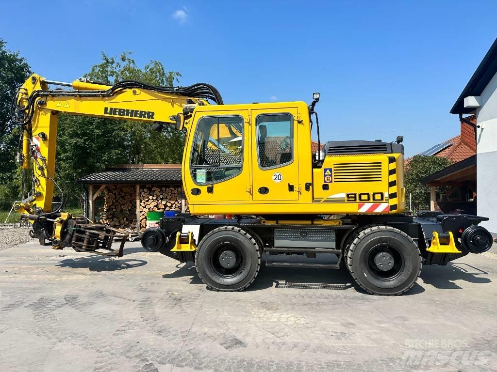 Liebherr A 900 ZW Gumikerekes kotrók