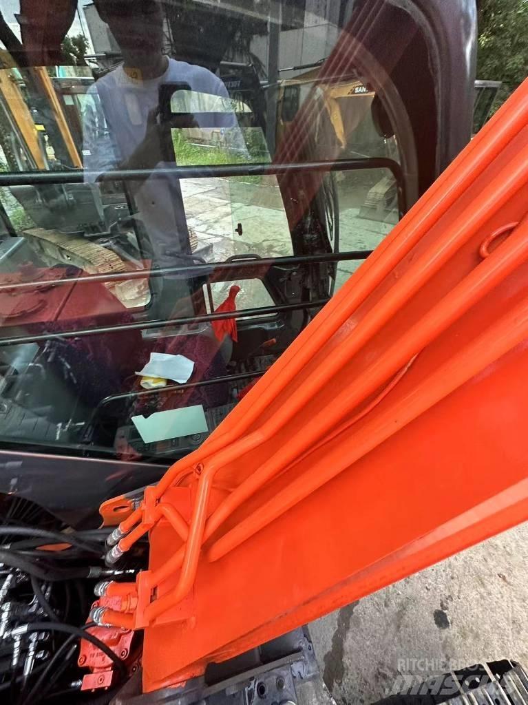 Hitachi ZX 70 Lánctalpas kotrók