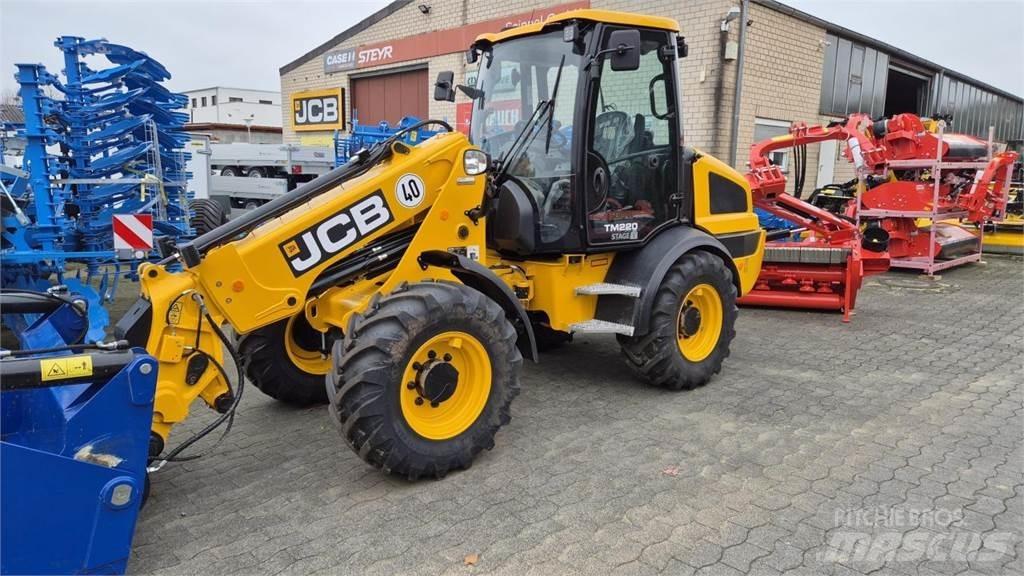 JCB TM 220 AGRI Teleszkópos emelők