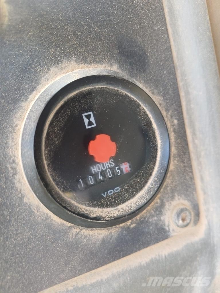 Volvo L 120 E Gumikerekes homlokrakodók