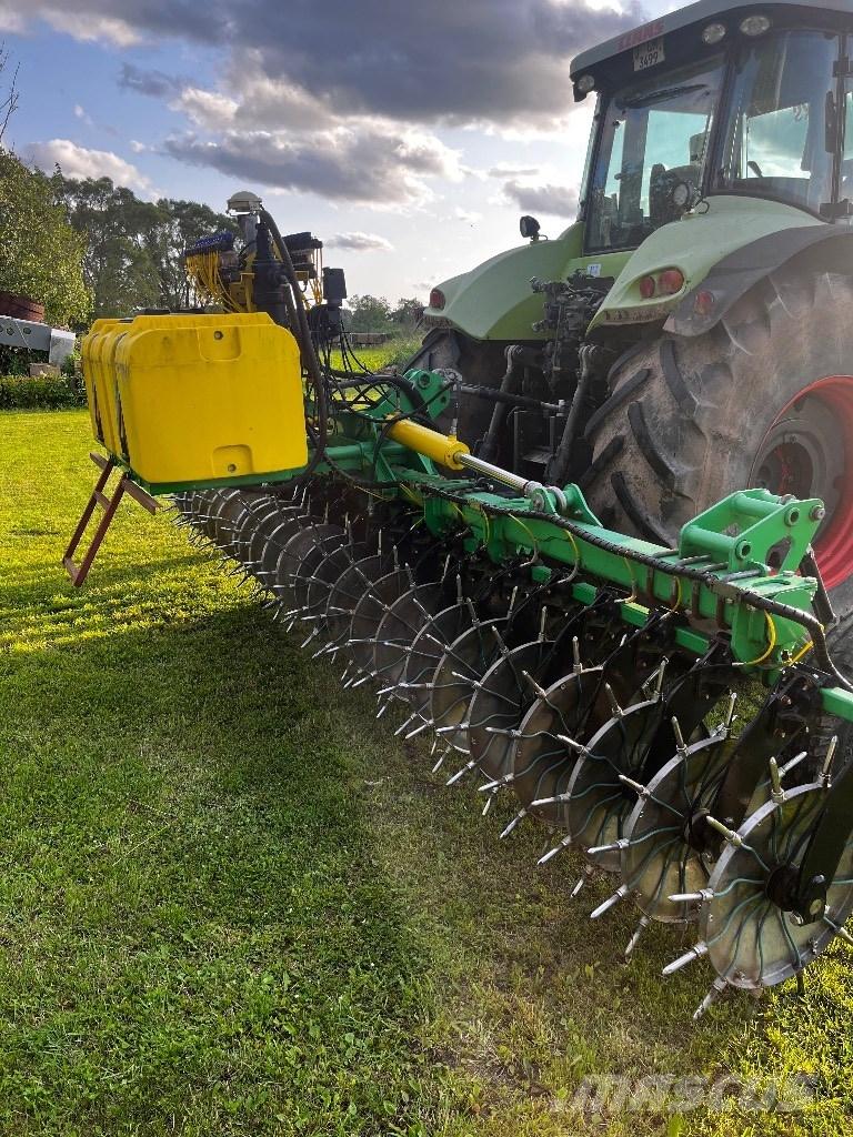  VELES-AGRO Vulkan Műtrágyaszórók