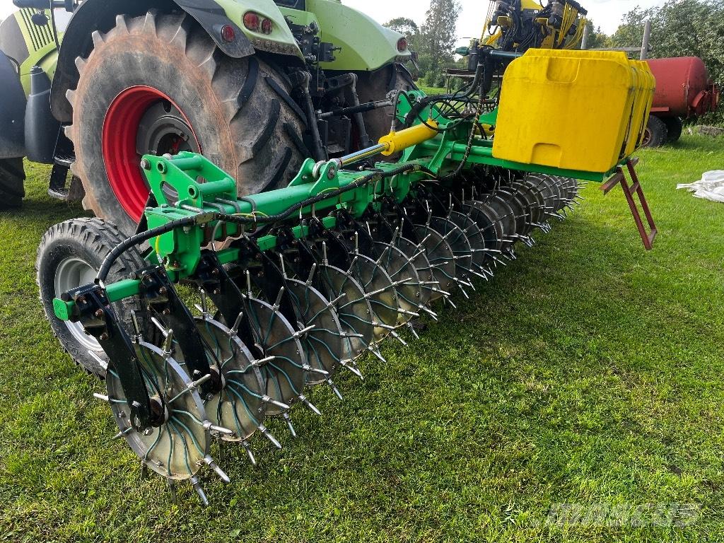  VELES-AGRO Vulkan Műtrágyaszórók