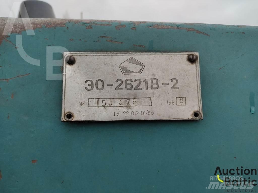  JUMZ EO-2621B-2 Traktorok