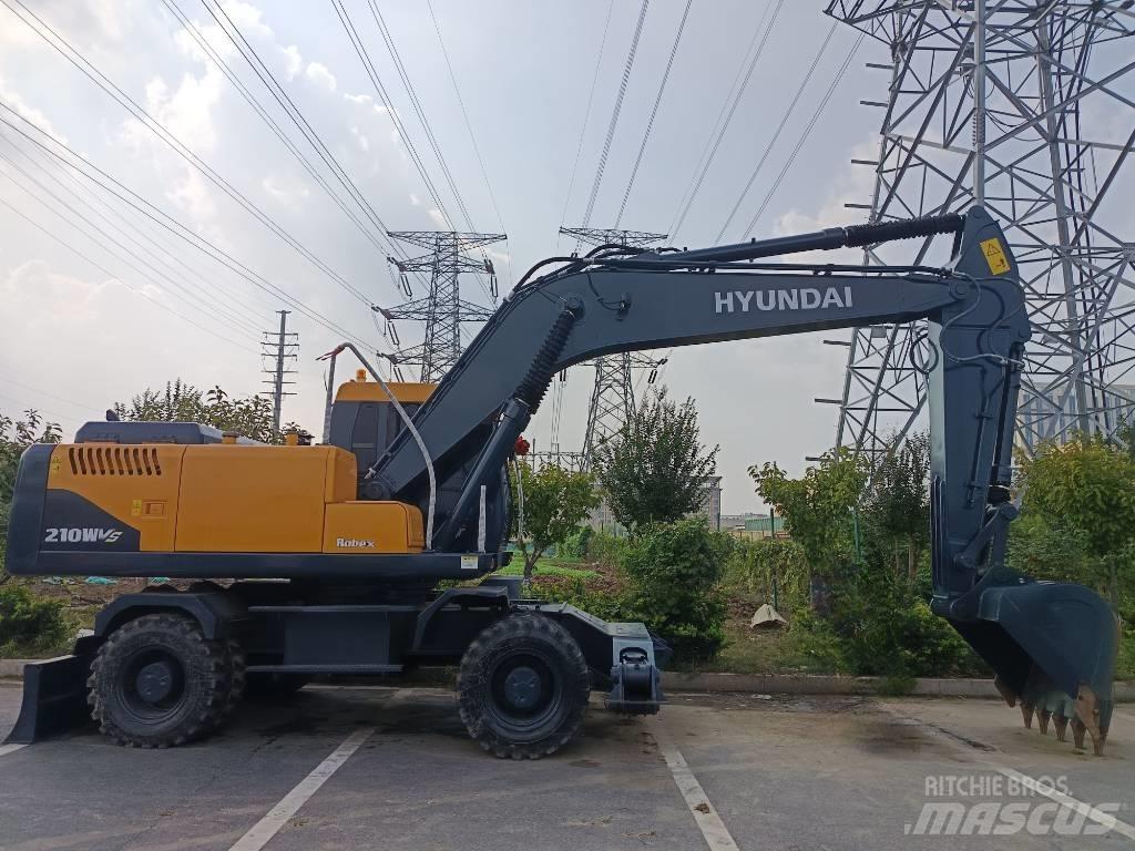 Hyundai Robex 210 W Gumikerekes kotrók