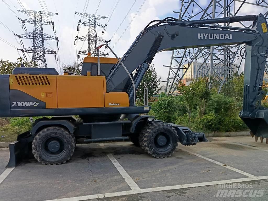 Hyundai Robex 210 W Gumikerekes kotrók