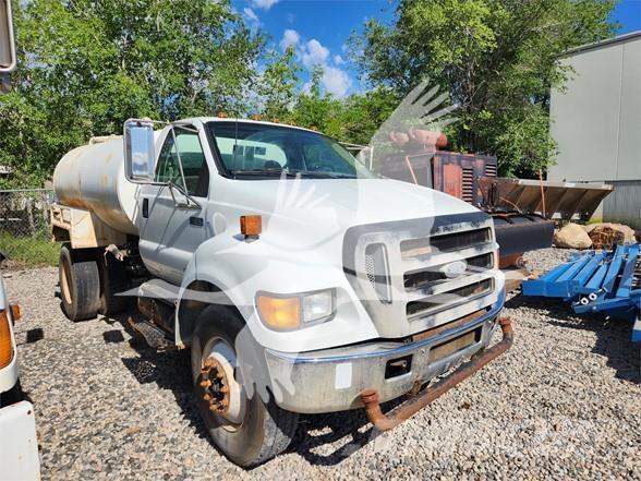 Ford F650 SD Tartályos teherautók