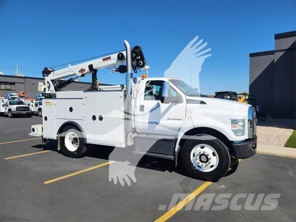 Ford F750 SD Építőipar - Egyebek
