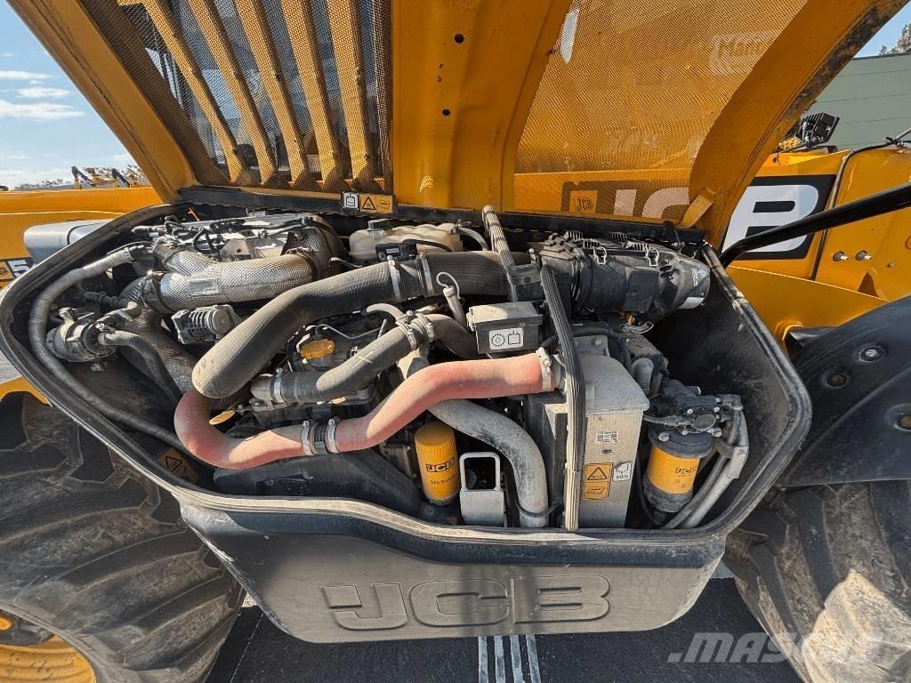 JCB 542-70 Teleszkópos mezőgazdasági rakodók