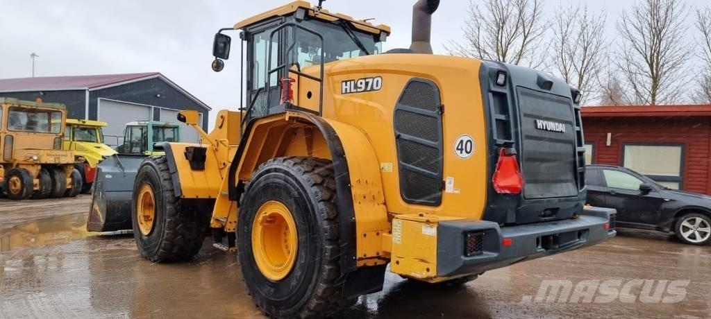 Hyundai HL 970 Gumikerekes homlokrakodók