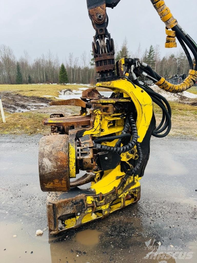 John Deere 1270E Betakarítók