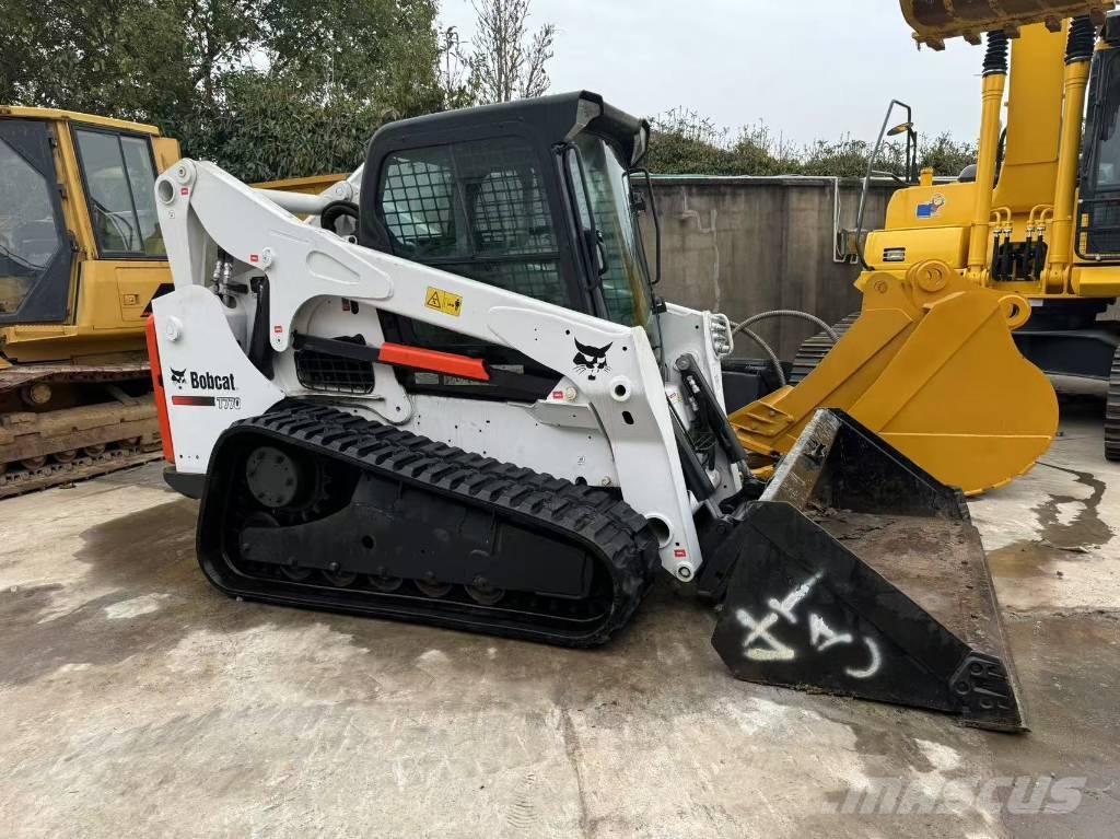 Bobcat T 770 Lánctalpas homlokrakodók