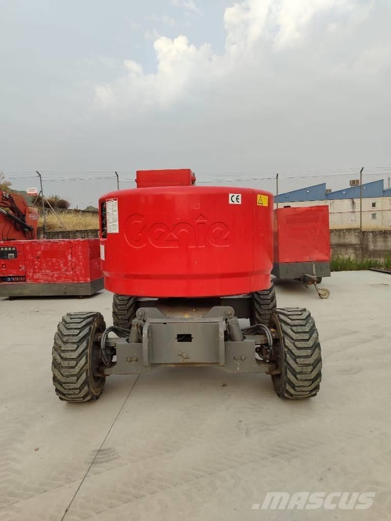 Genie Z 45/25 J RT Karos emelők