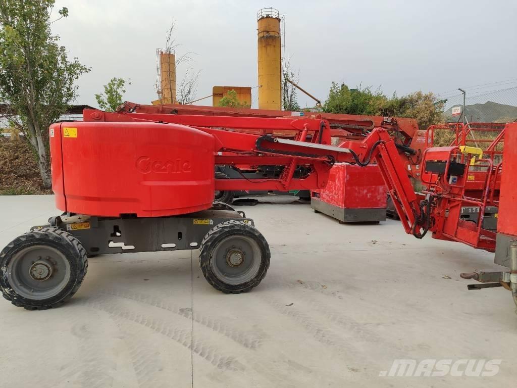 Genie Z 45/25 J RT Karos emelők