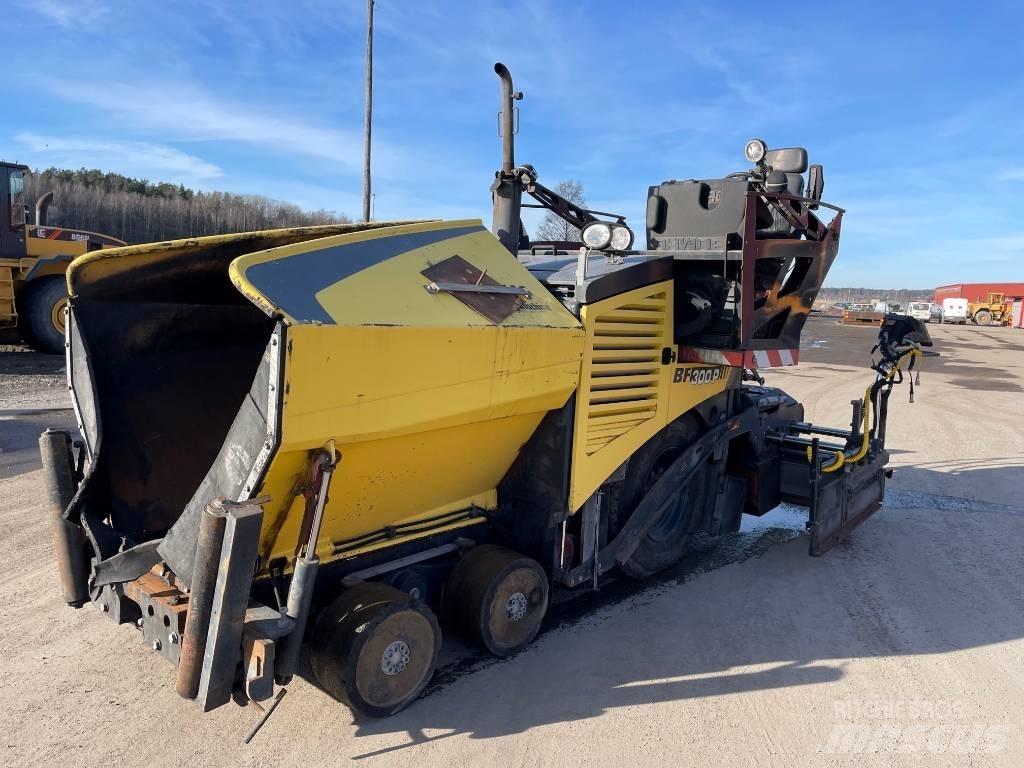 Bomag BF 300 P Aszfalt terítõ gépek