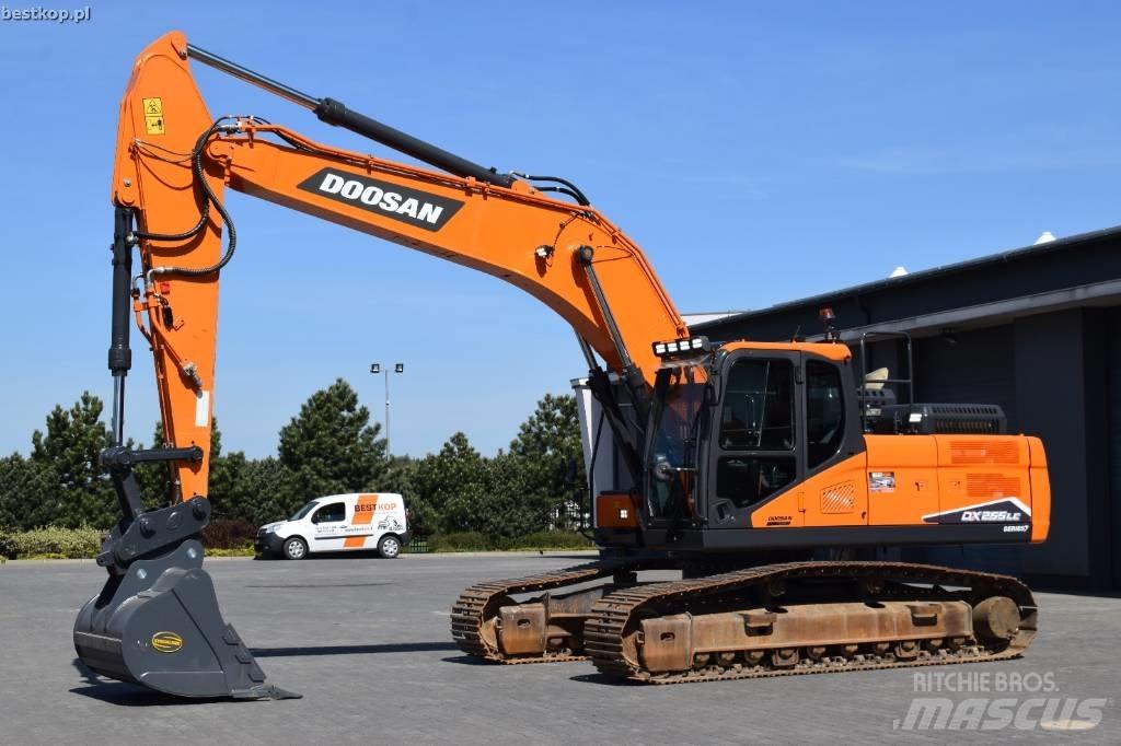 Doosan DX 255 LC-7 Lánctalpas kotrók