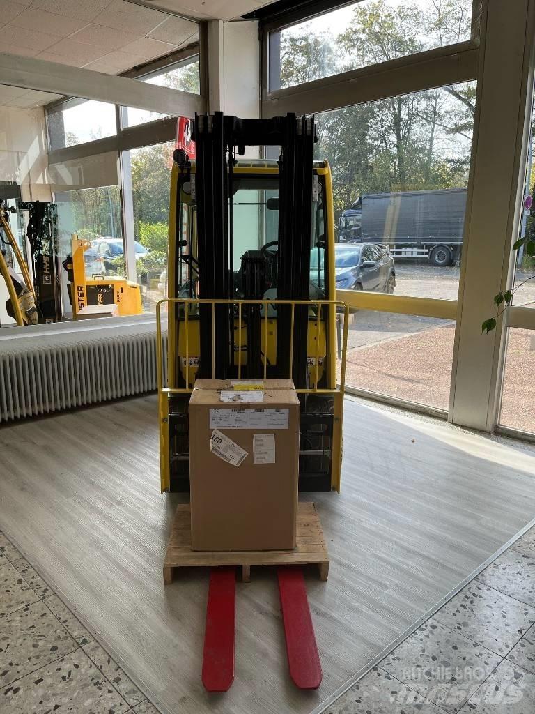 Hyster J3.5XN Elektromos targoncák