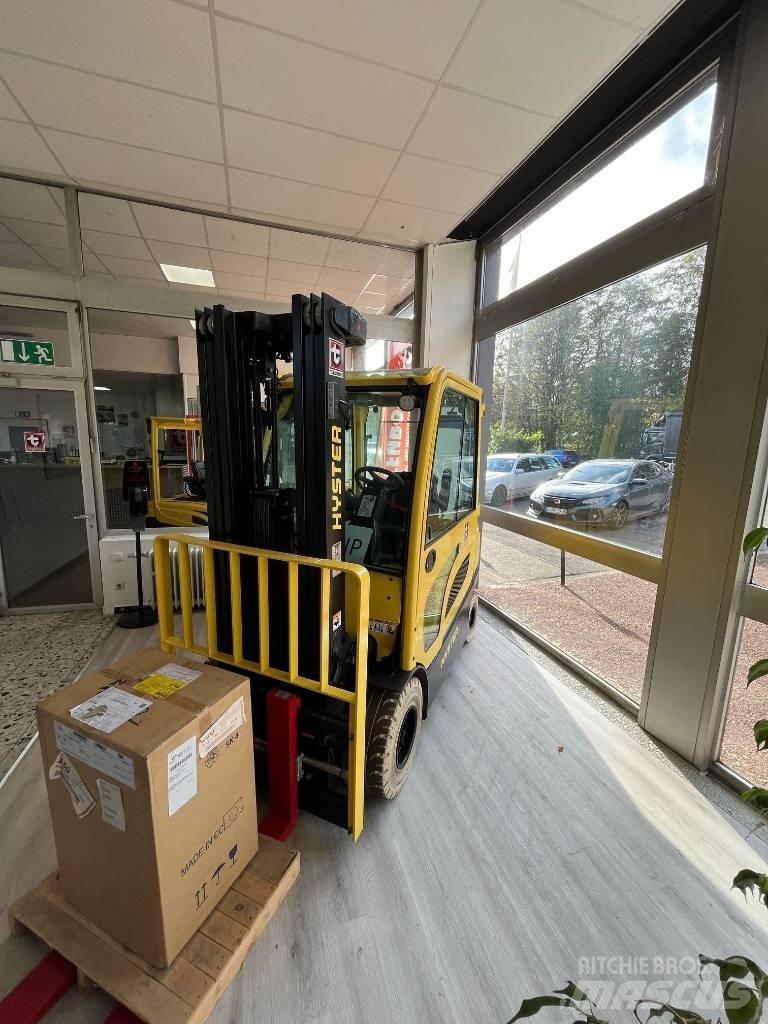 Hyster J3.5XN Elektromos targoncák