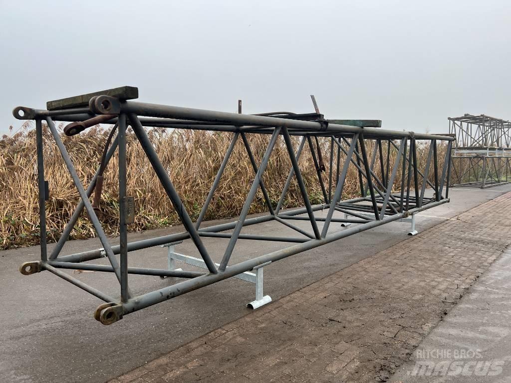 Hitachi KH 300 Daru tertozékok és felszerelések