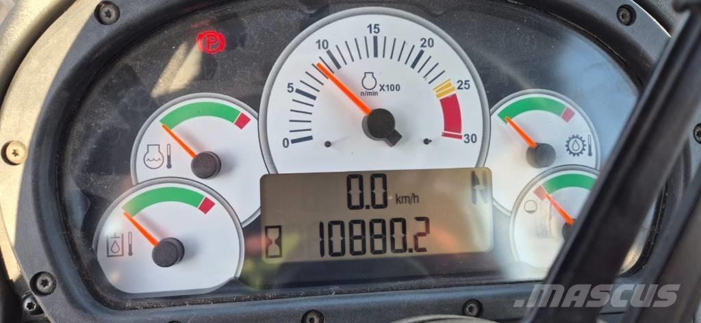 CAT 930 H Gumikerekes homlokrakodók