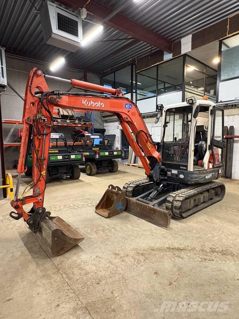 Kubota KX 121-3 Mini kotrók < 7t