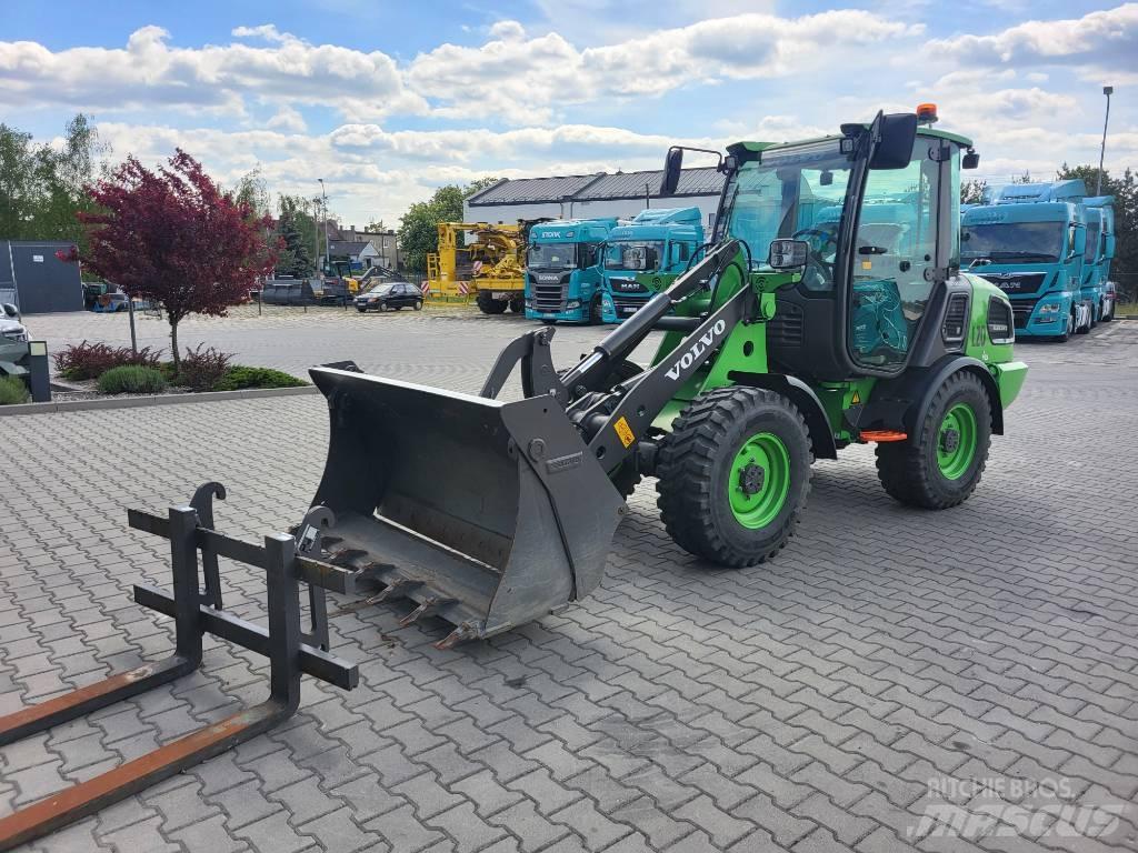 Volvo JL20H ELECTRIC Gumikerekes homlokrakodók