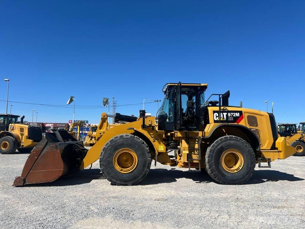 CAT 972 M Gumikerekes homlokrakodók