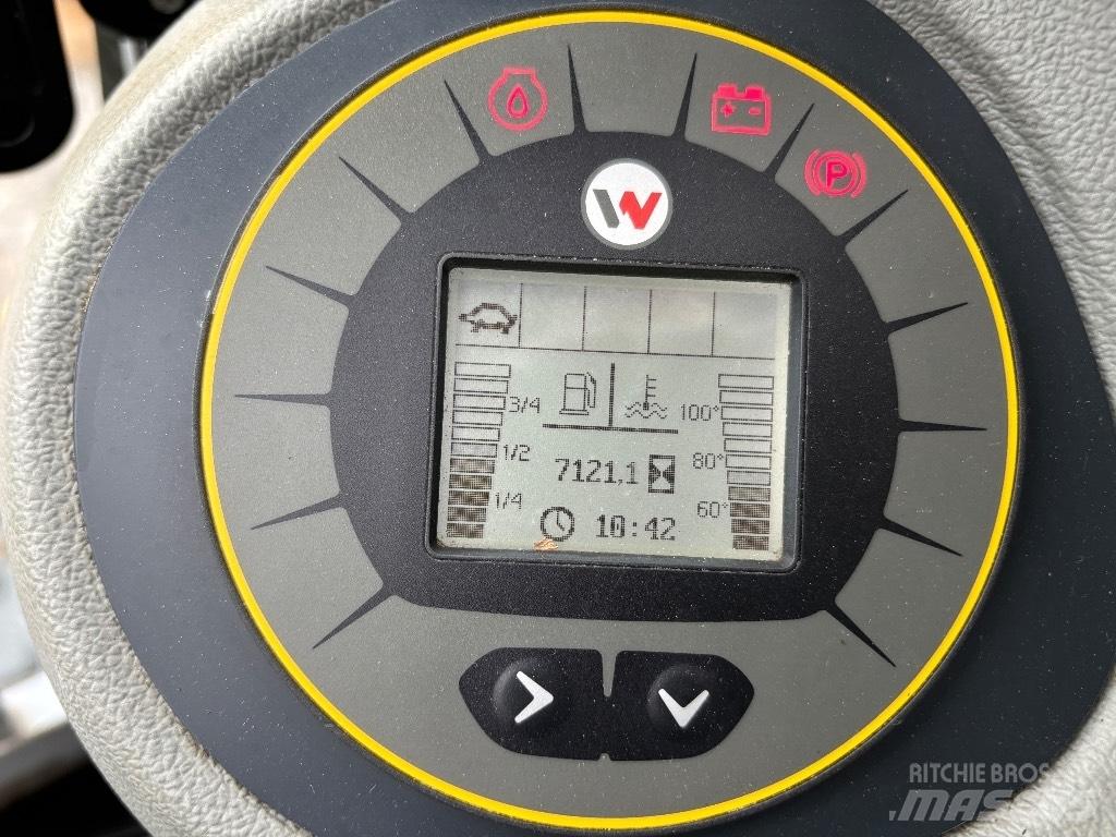 Wacker Neuson EW 100 Gumikerekes kotrók