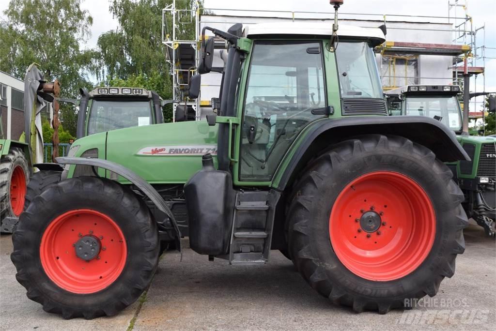Fendt 714 Vario Traktorok