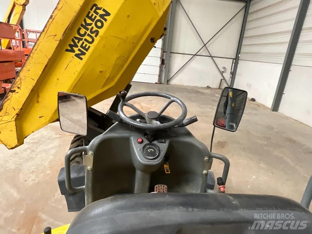 Neuson 5001 Mezei dömperek