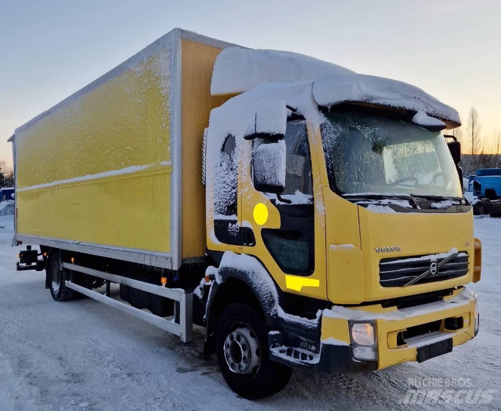 Volvo FL240 skåpbil Dobozos teherautók