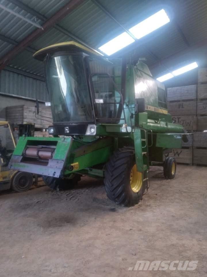 John Deere 1065 Kombájnok