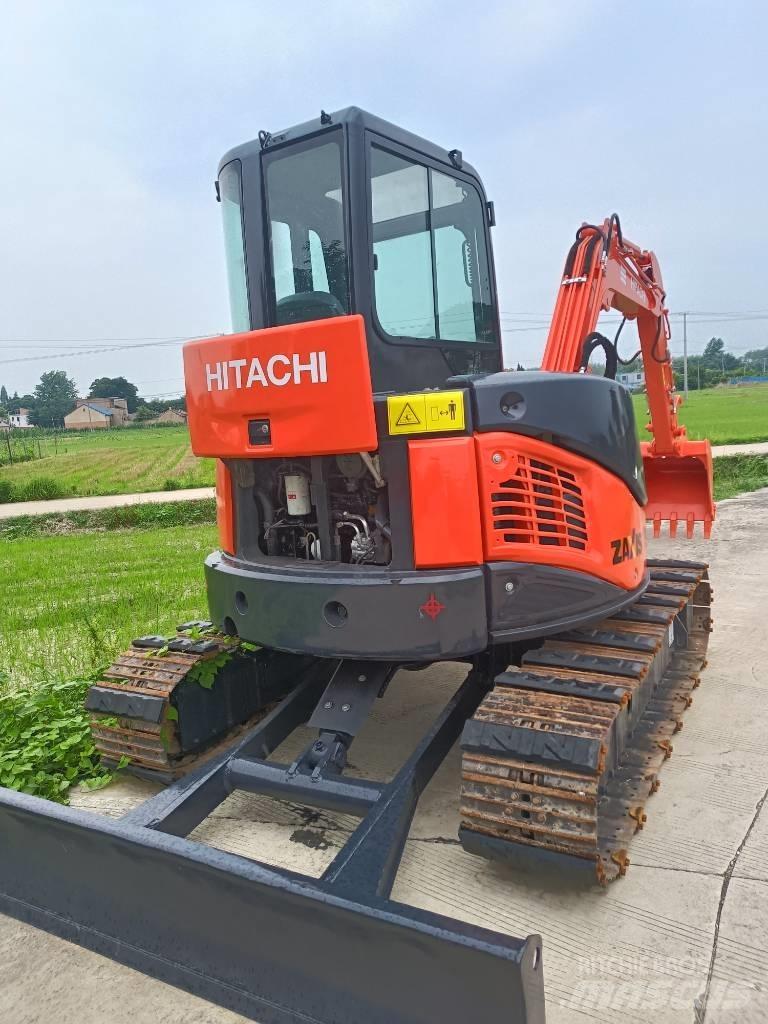 Hitachi ZX50U Mini kotrók < 7t