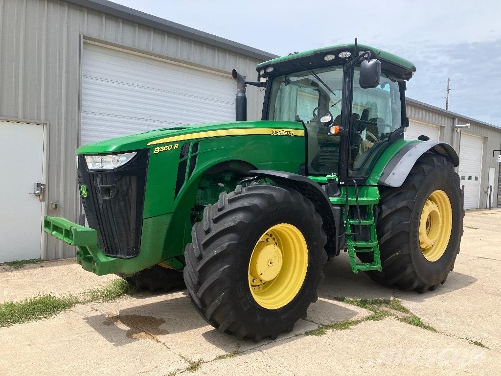 John Deere 8360 R Traktorok