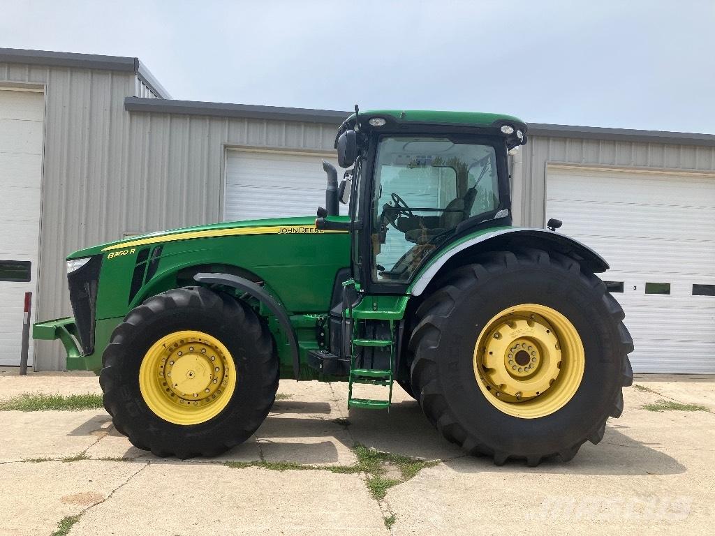 John Deere 8360 R Traktorok