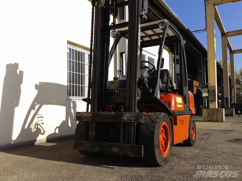 Nissan FGD09A30Q Dízel targoncák