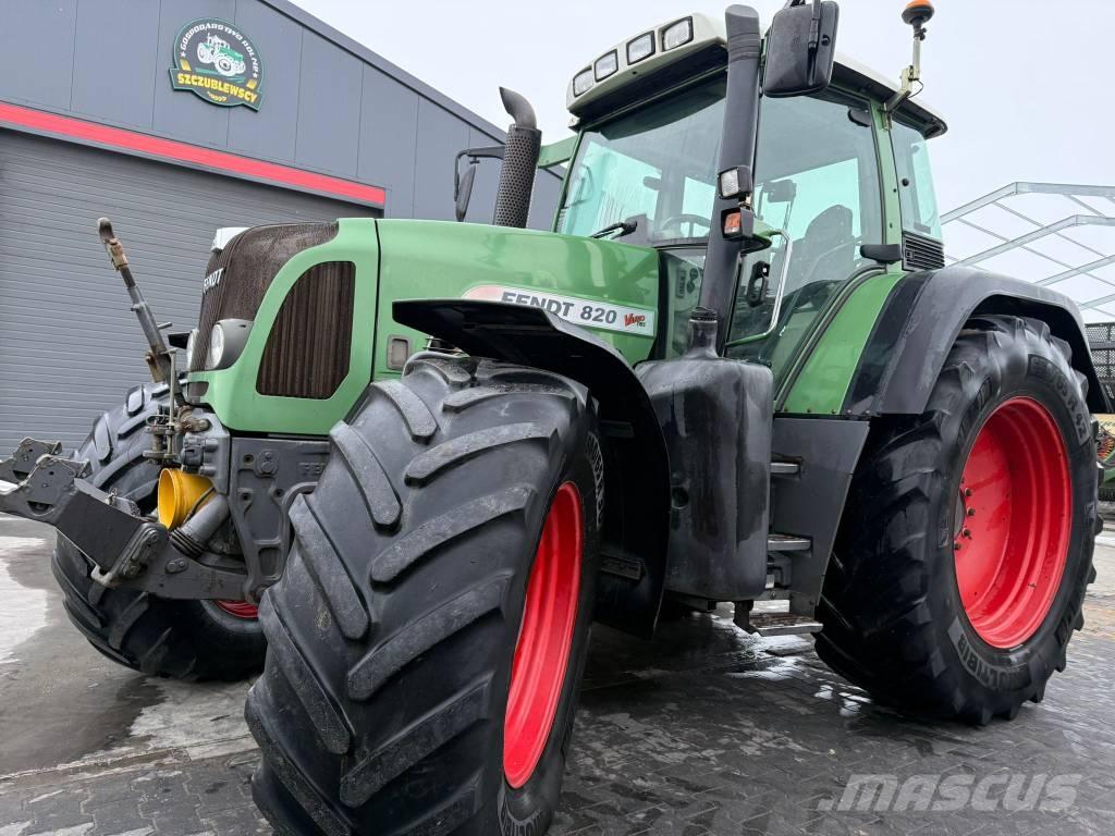 Fendt 820 Vario TMS Traktorok