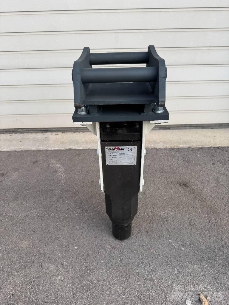  Globram RM40 Mini kotrók < 7t
