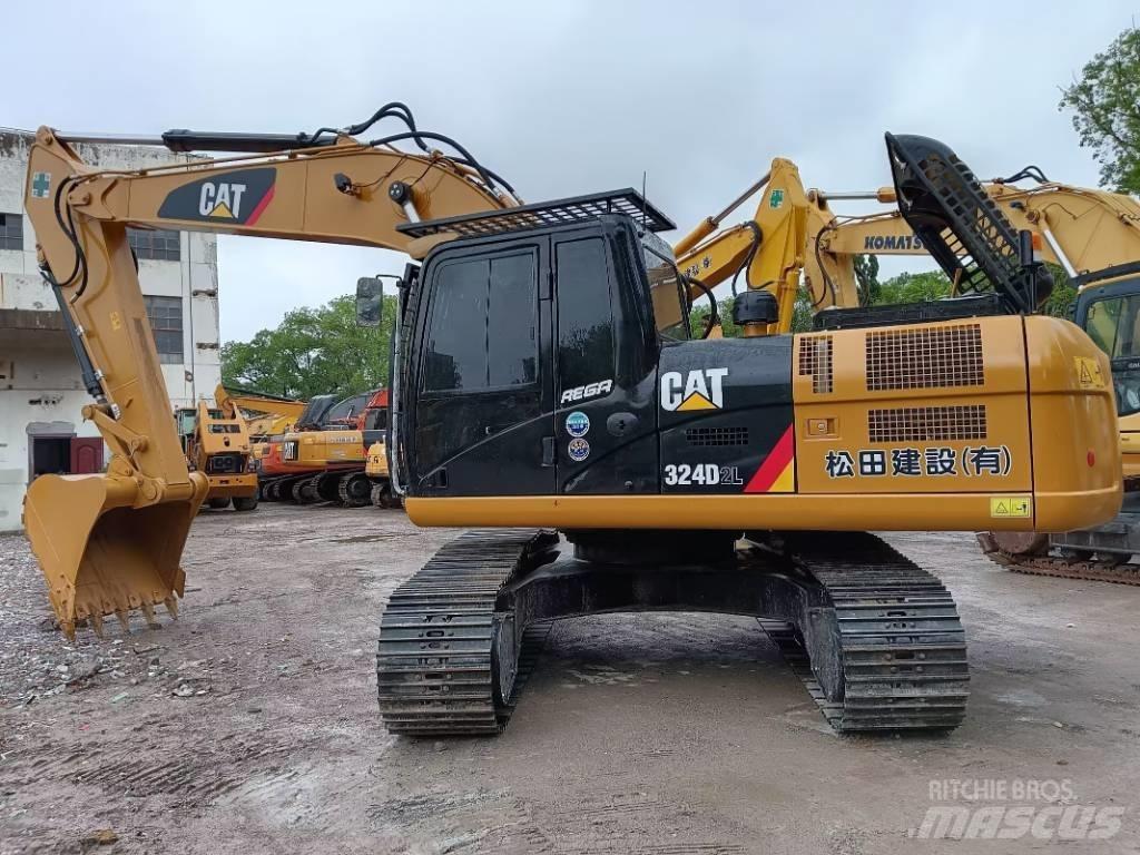 CAT 324D2L Lánctalpas kotrók