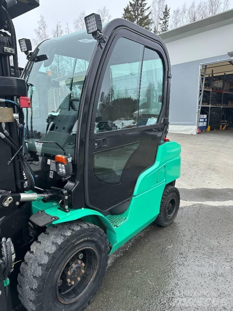 Mitsubishi FD 35 N Dízel targoncák